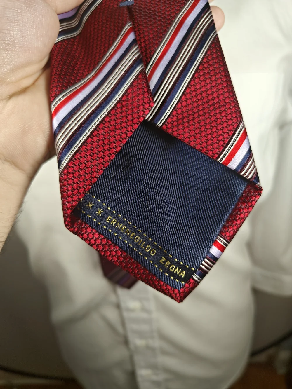 Ermenegildo Zegna Red Navy Striped 100% Silk Jacquard Necktie Made in Italy